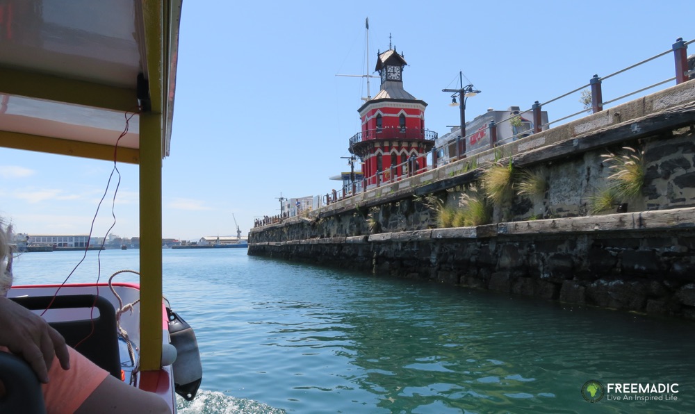 freemadic_cape_town_citysightseeing_bus_harbour_cruise_clock_tower